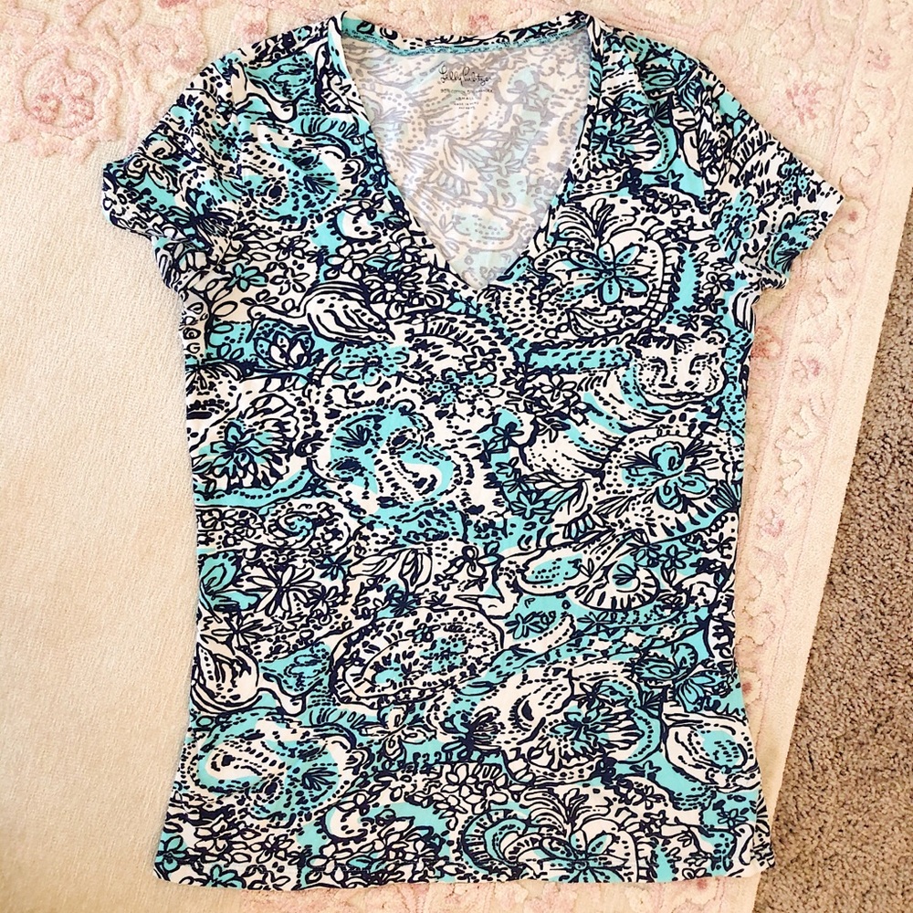 Lilly Pulitzer Blue & Navy Pond Print V Neck Tee S